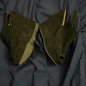 Size 6. Chinese laundry shoes. Black. Cute holy design. 4-5 in heels. Comfy/cute